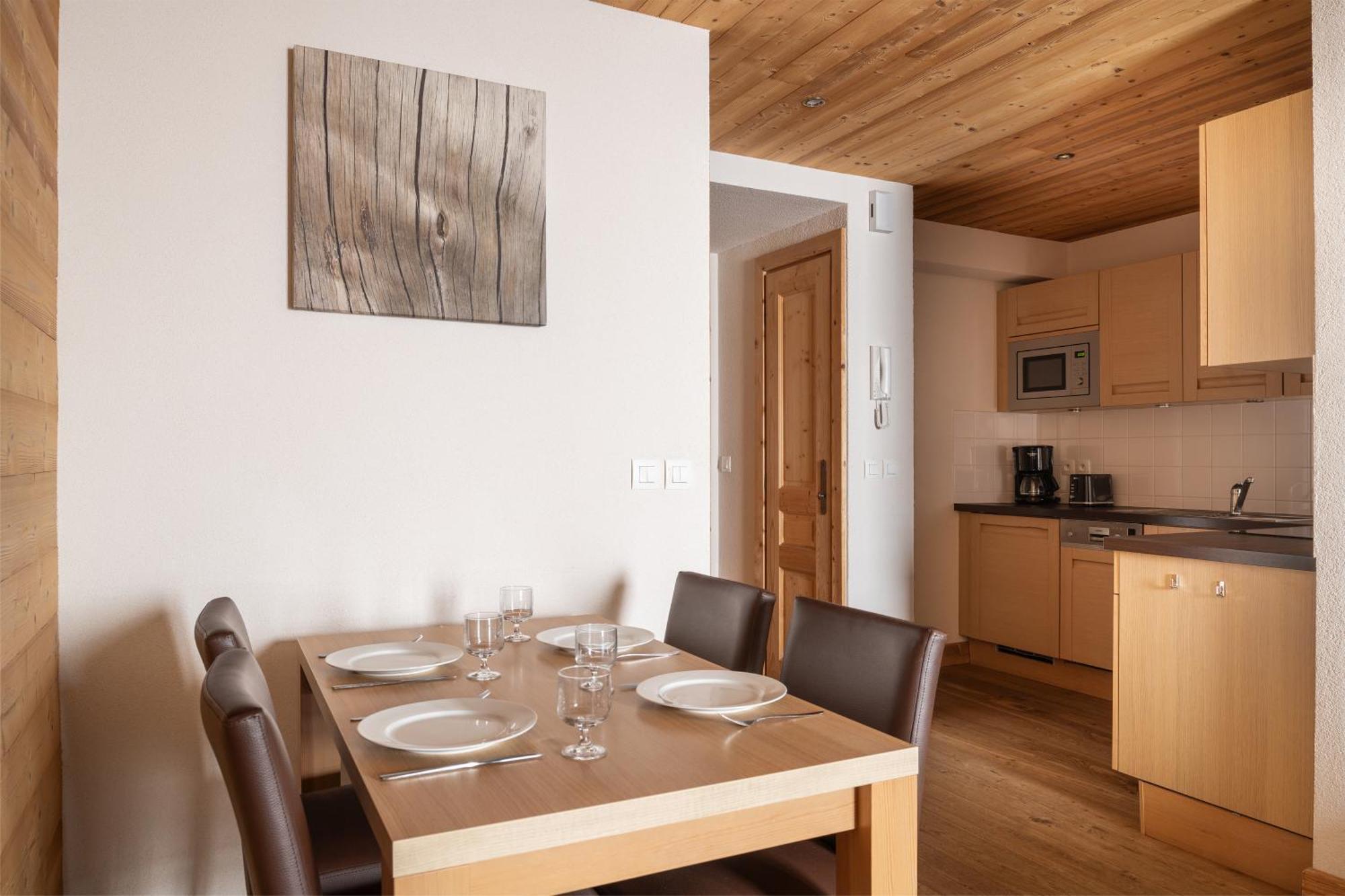 Dormio Resort Les Portes Du Grand Massif Flaine Room photo