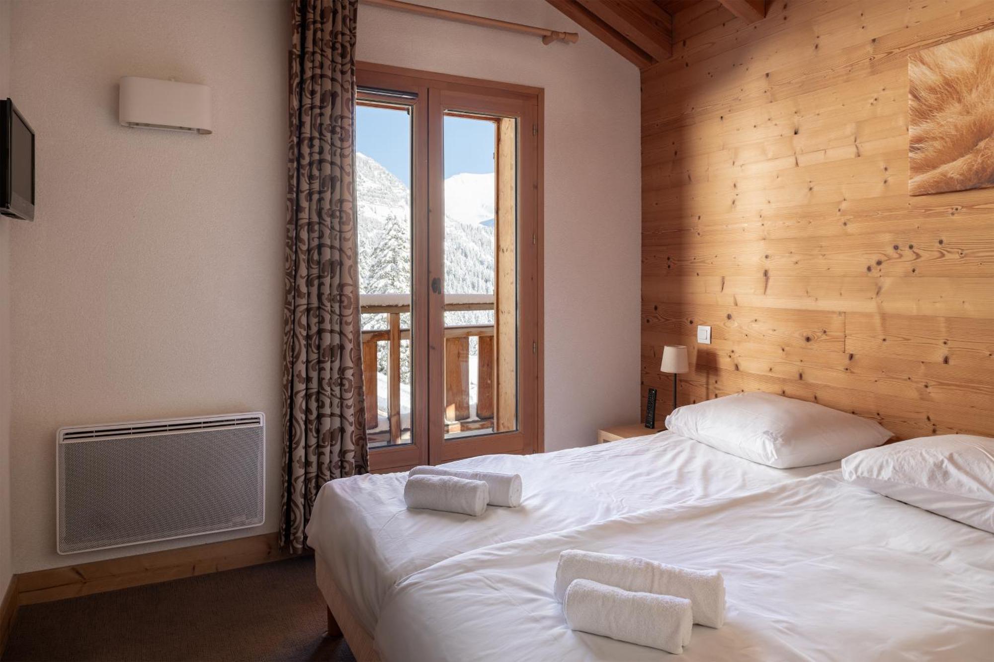 Dormio Resort Les Portes Du Grand Massif Flaine Room photo